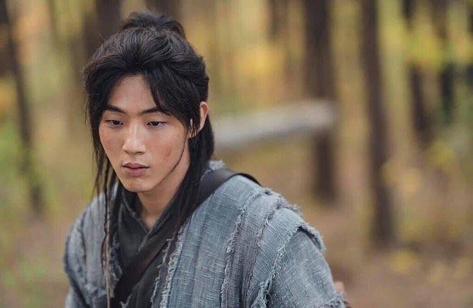 Penampilannya Bakal Dihapus, 11 KDrama yang Dibintangi Ji Soo