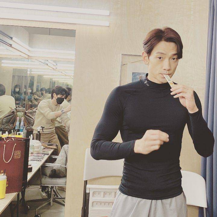 instagram.com/rain_oppa