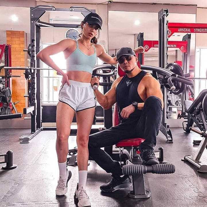 instagram.com/sabrinachairunnisa_
