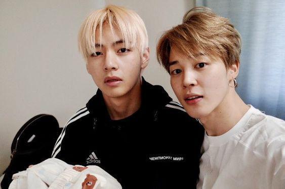 9 Potret Friendship Goals Jimin dan V BTS hingga Lulus Kuliah Bareng