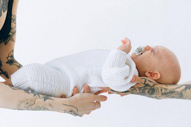 ilustrasi bayi (pexels.com/Anna Shvets)