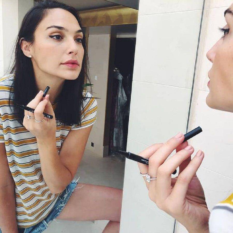 instagram.com/gal_gadot