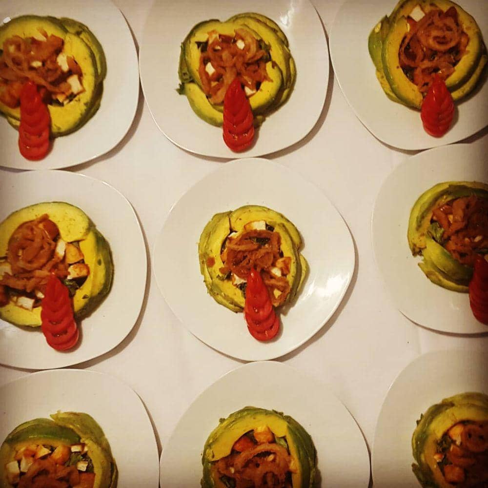 instagram.com/canelya_cotonou