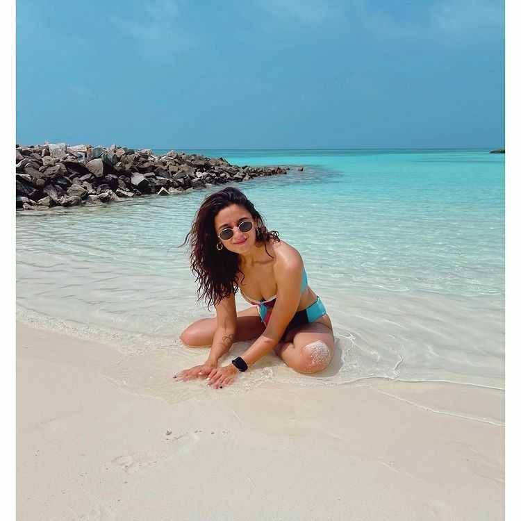 instagram.com/aliaabhatt