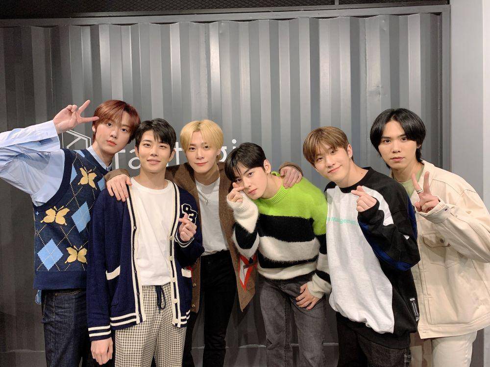 twitter.com/ASTRO_Staff