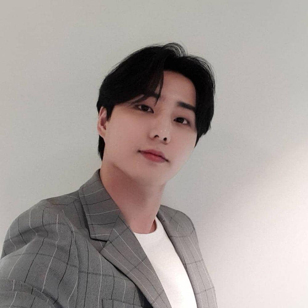 instagram.com/from_youngk