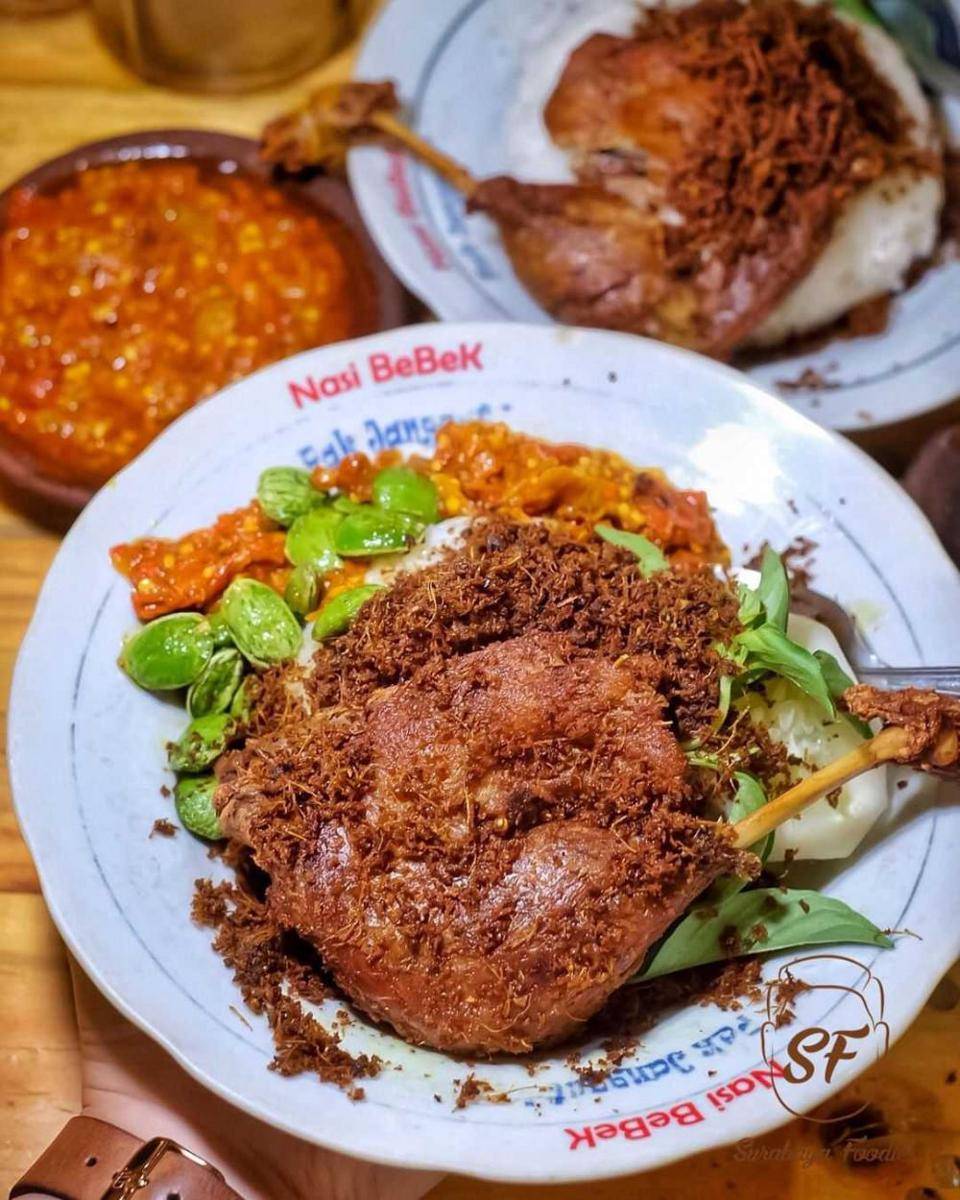 instagram.com/surabayafoodies