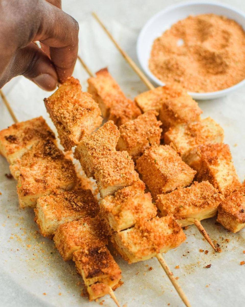 instagram.com/ thecanadianafrican