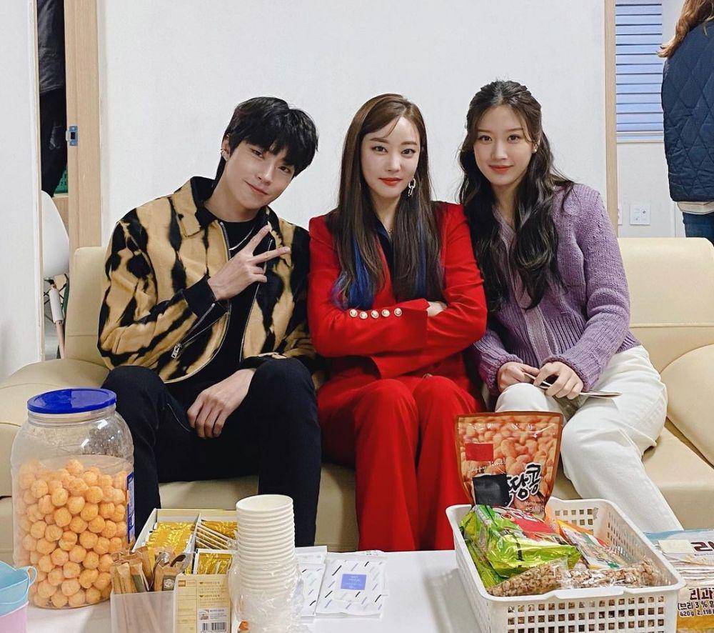 instagram.com/rainbowoori