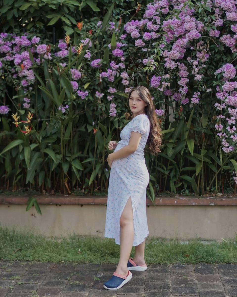 instagram.com/anariana27