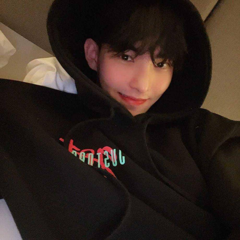 Instagram.com/hyun.jxx0_p