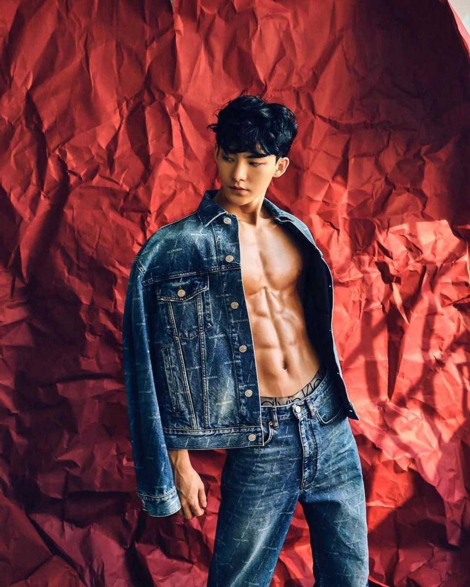 Instagram.com/hyun.jxx0_p