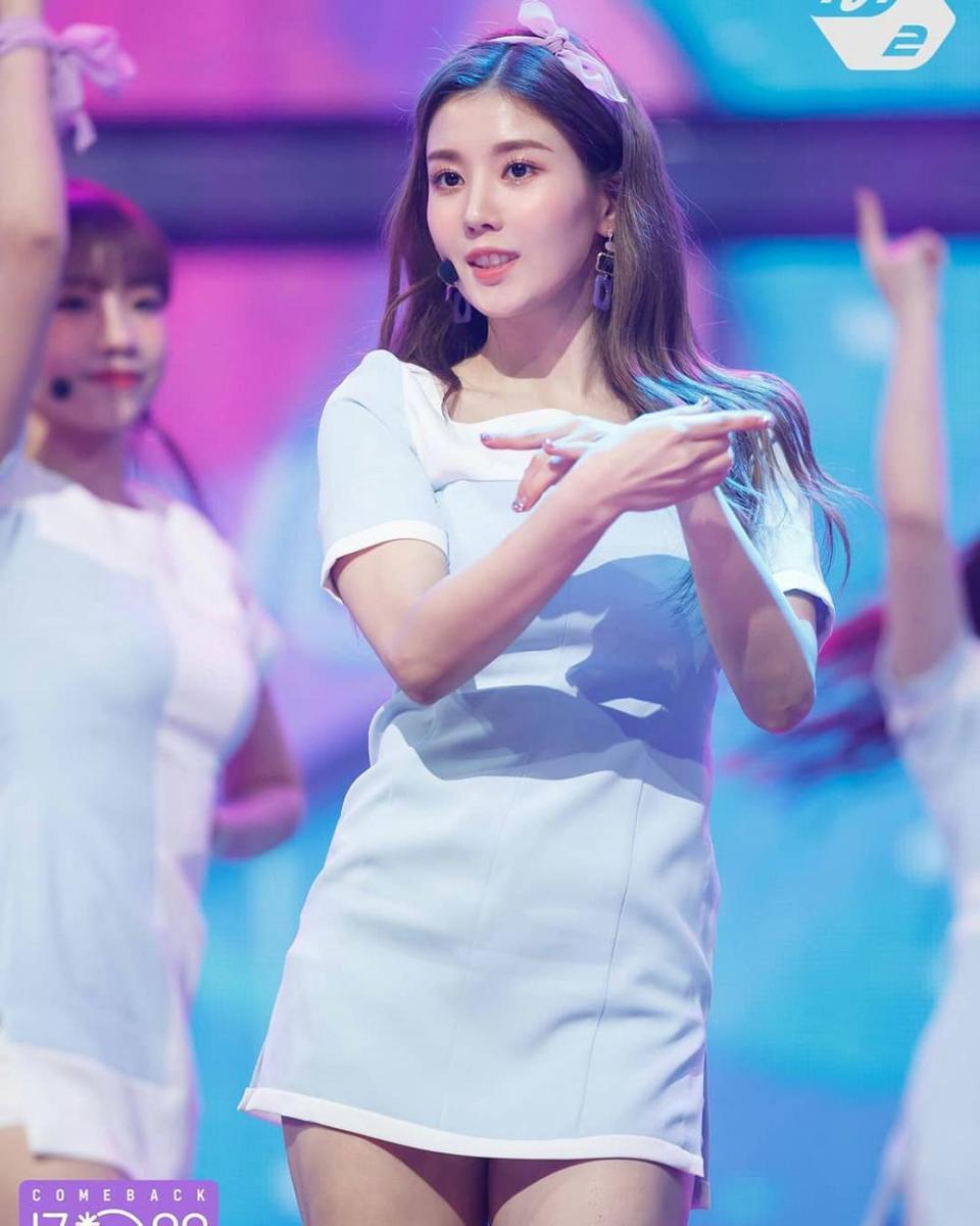 instagram.com/izone_eunbi