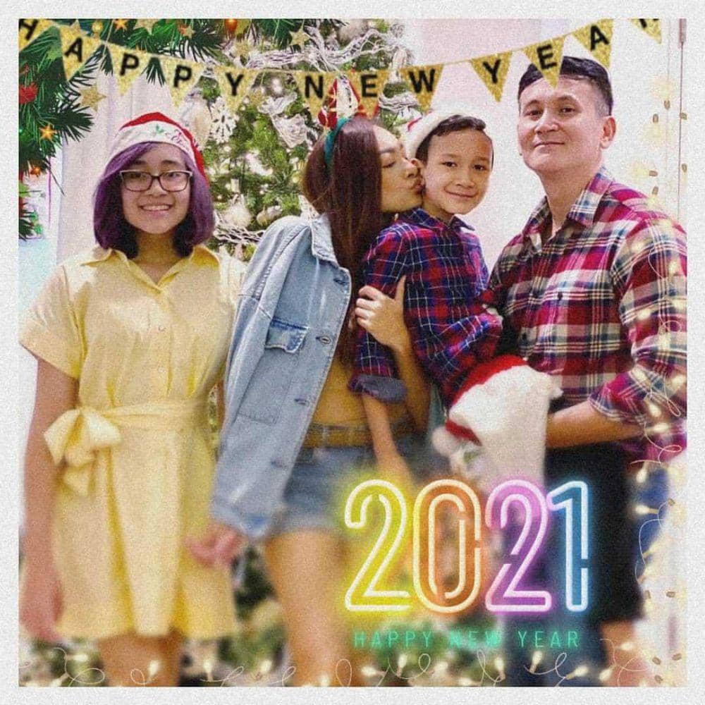 Instagram.com/rezerdewi