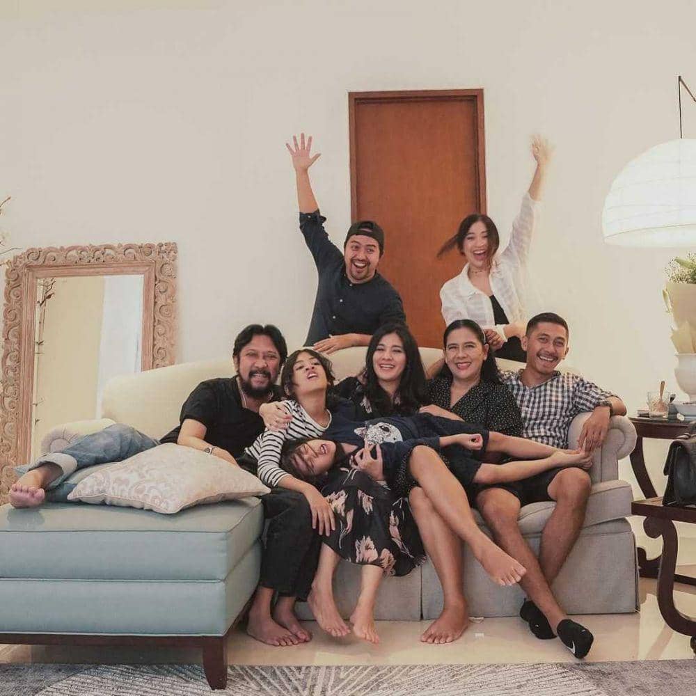 instagram.com/naymirdad