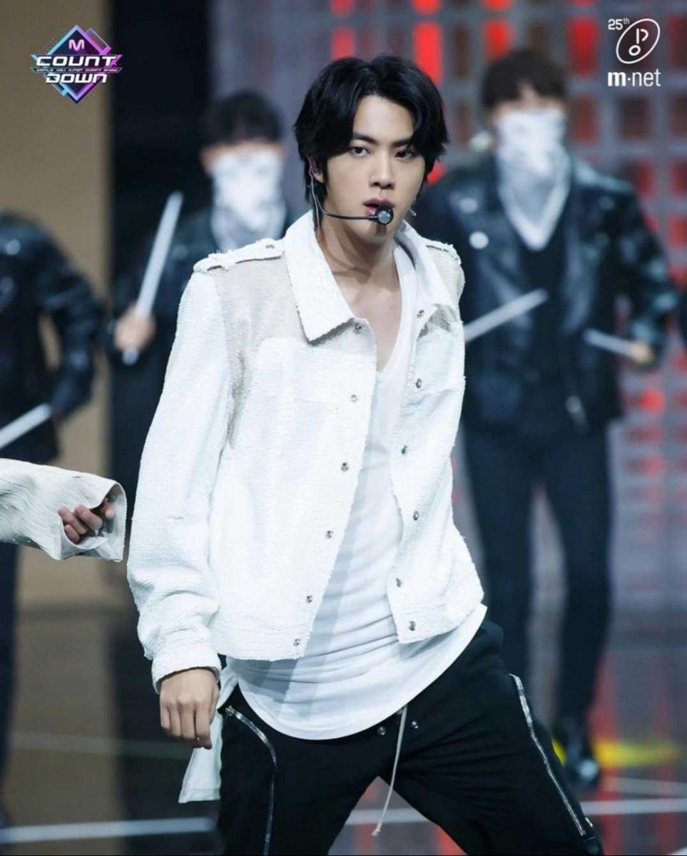 Instagram.com/seokjin_updates