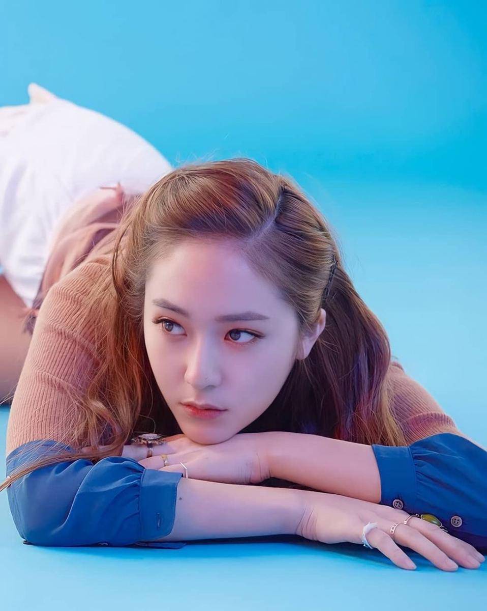 instagram.com/krystalfx_jsj
