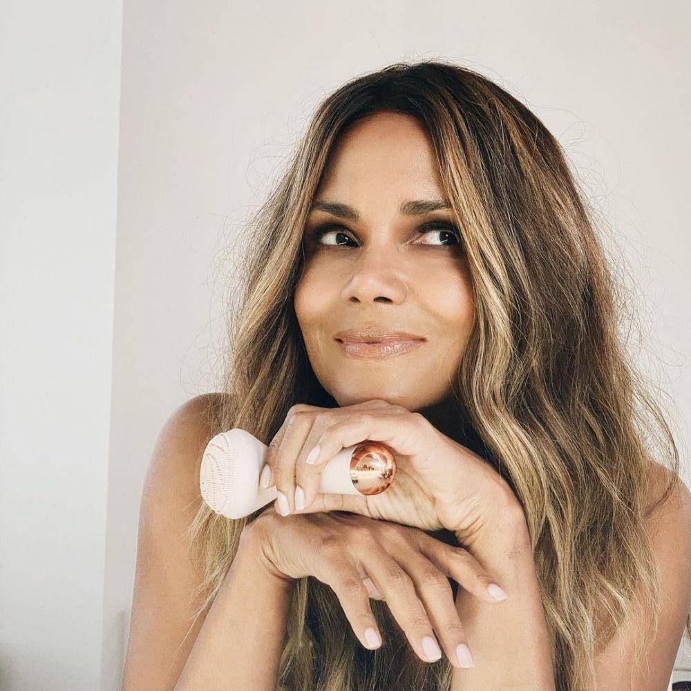 instagram.com/halleberry