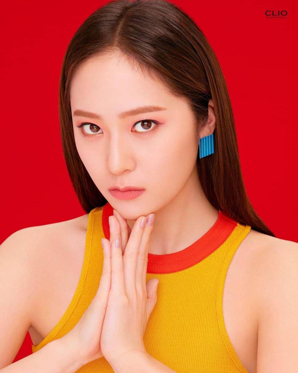 instagram.com/krystalfx_jsj