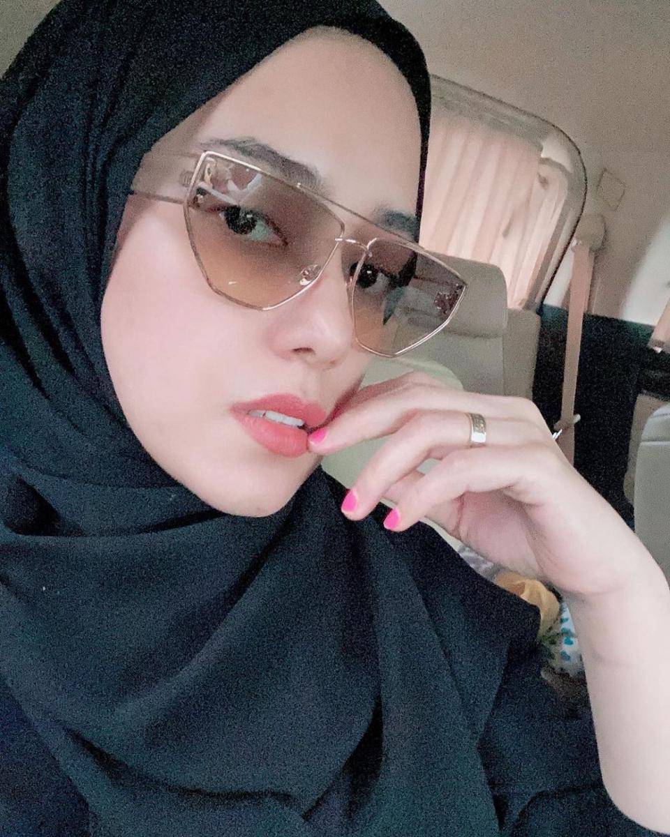 instagram.com/fairuzarafiq