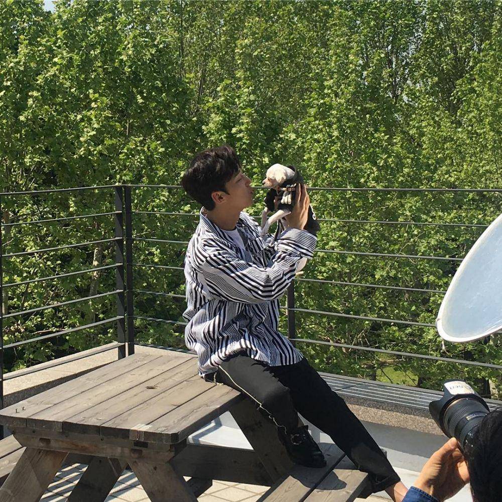 instagram.com/ yoonjongactor_official