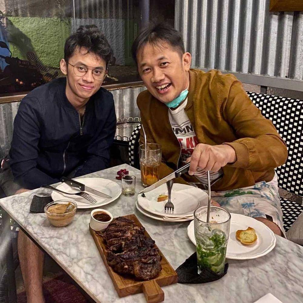 Instagram.com/hanungbramantyo