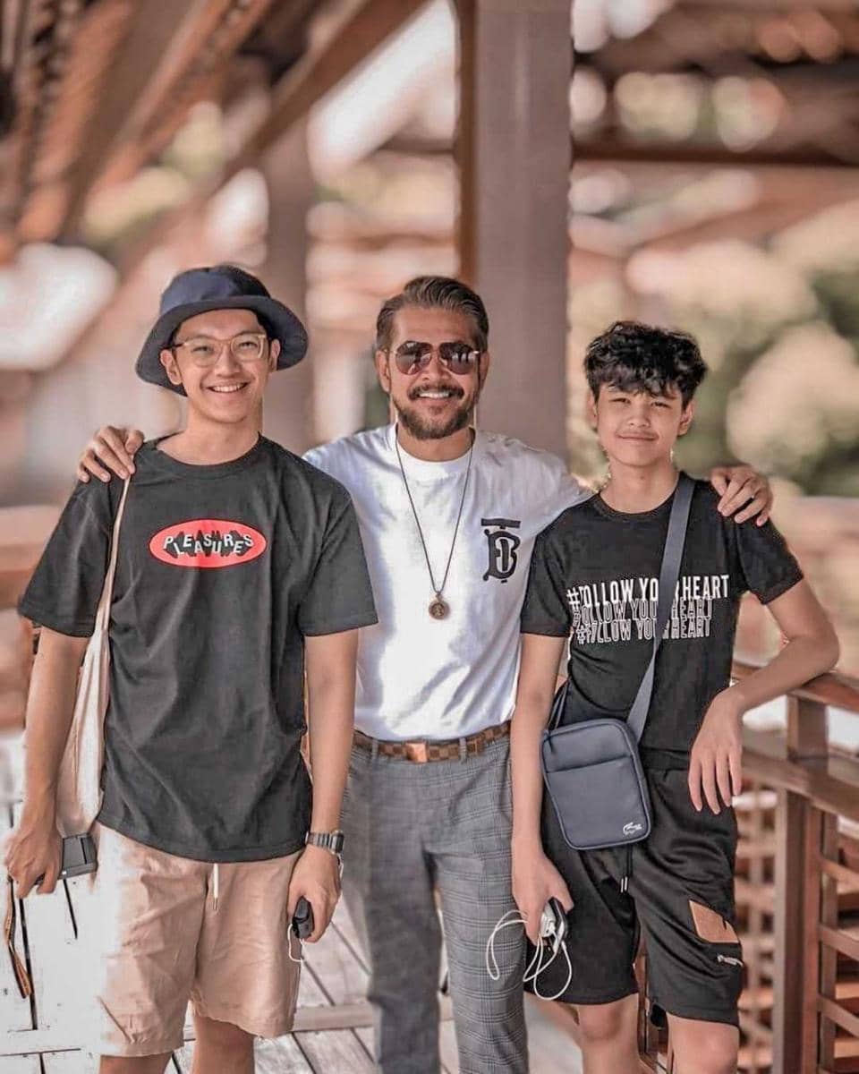 Instagram.com/ferrysal1m