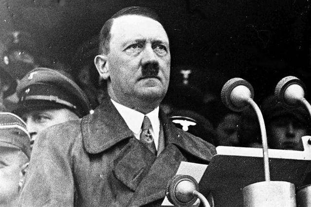 Adolf Hitler (AP)