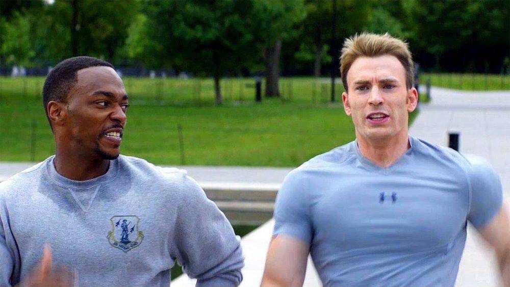 Sam Wilson Captain America Marvel - "On your left" jadi jargon khas Rogers ke Sam, bahkan sampai akhir