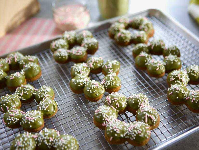 foodnetwork.com/Molly Yeh
