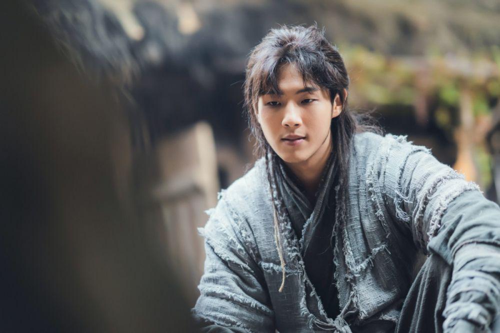 5 Drama Korea yang Ganti Pemeran di Tengah Penayangan, Kenapa Ya?
