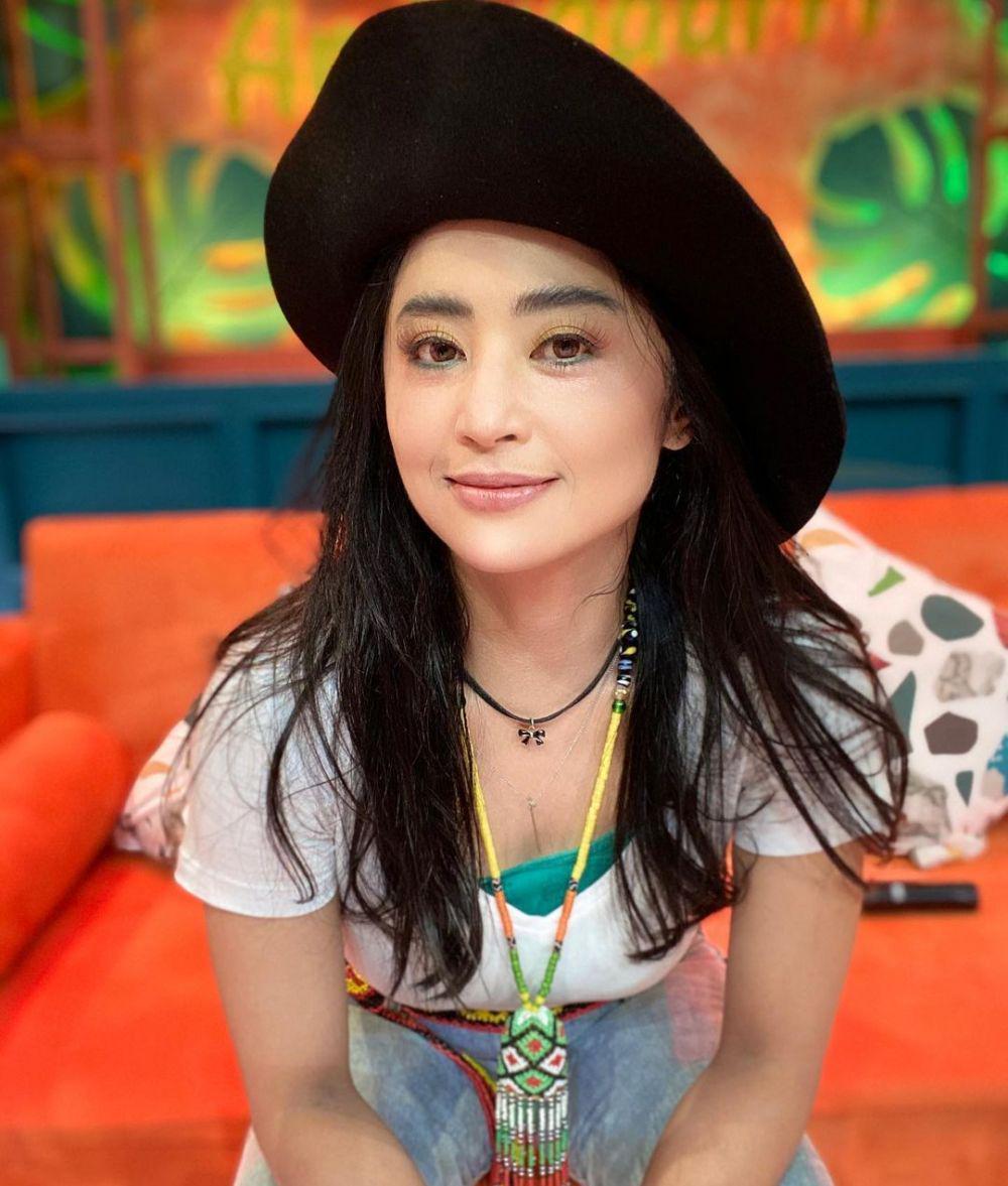instagram.com/dewiperssikreal