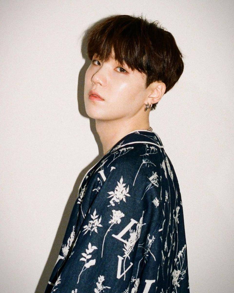 instagram.com/bts.suga