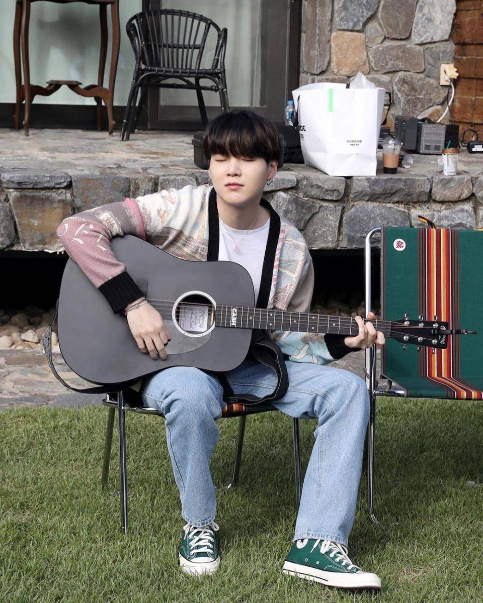instagram.com/bts.suga