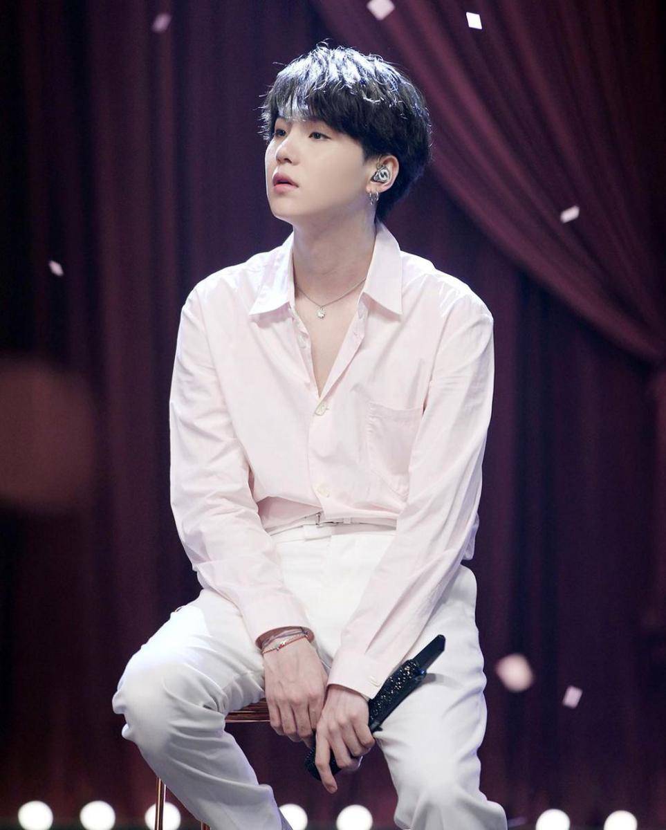 instagram.com/bts.suga