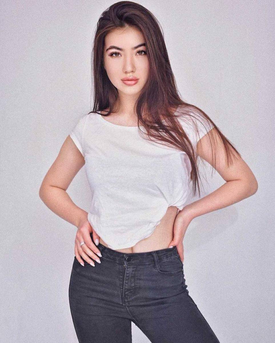 Instagram.com/sofikim_