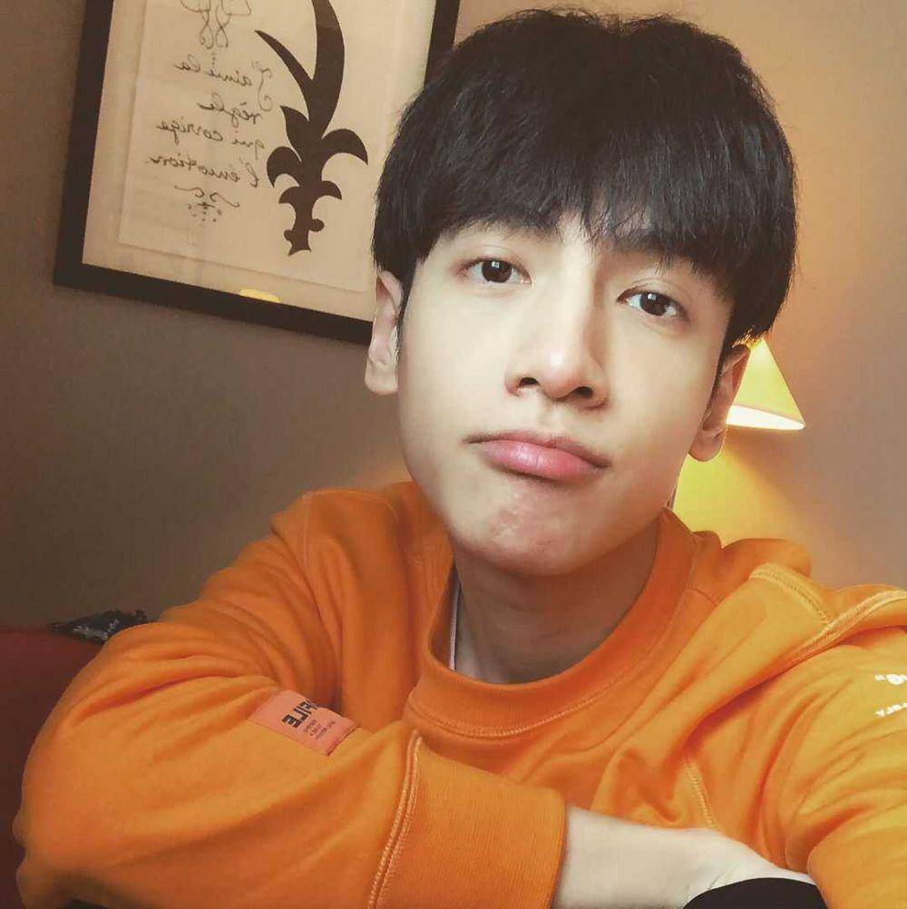 instagram.com/am.leo