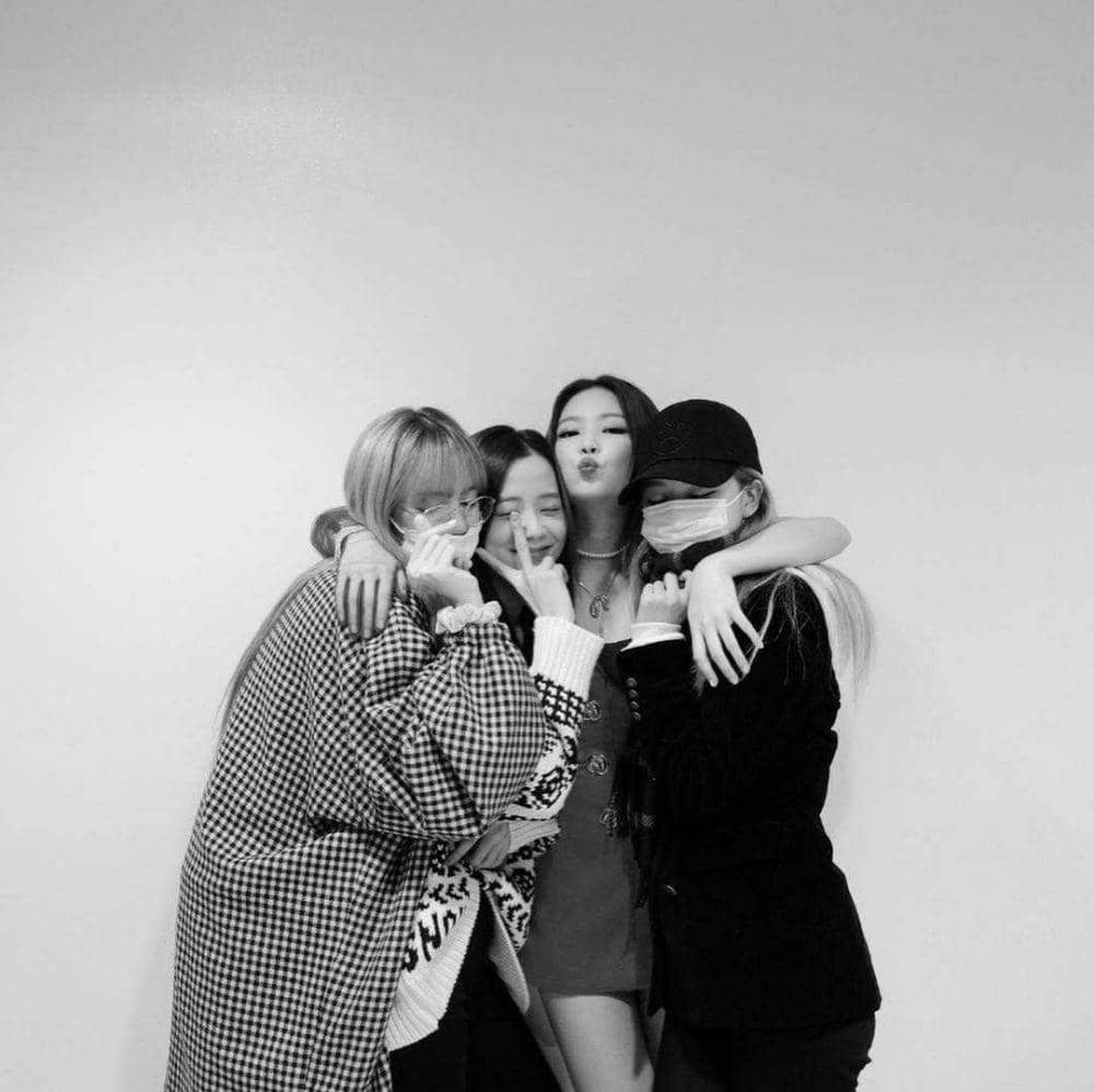 instagram.com/jennierubyjane
