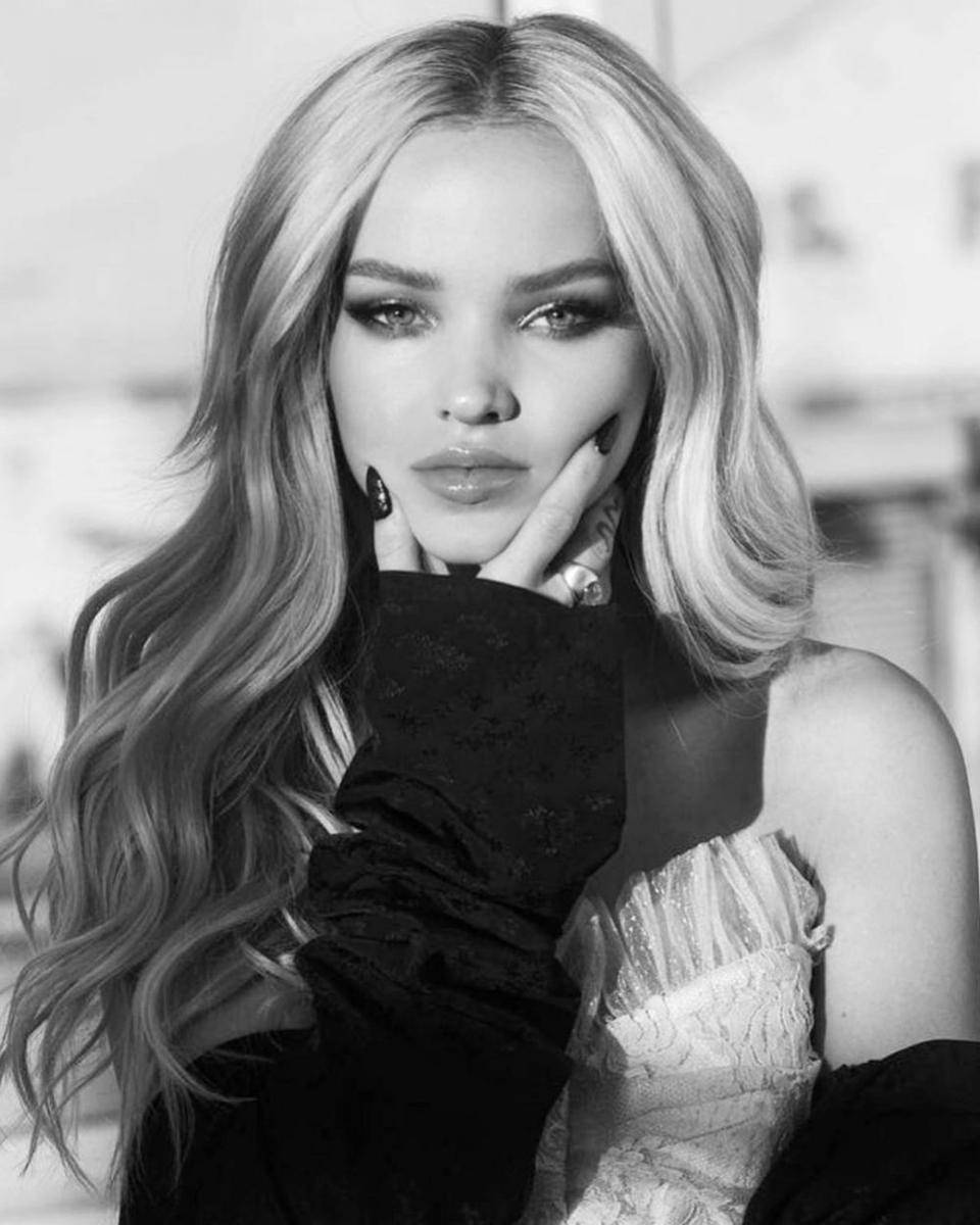 instagram.com/dovecameron