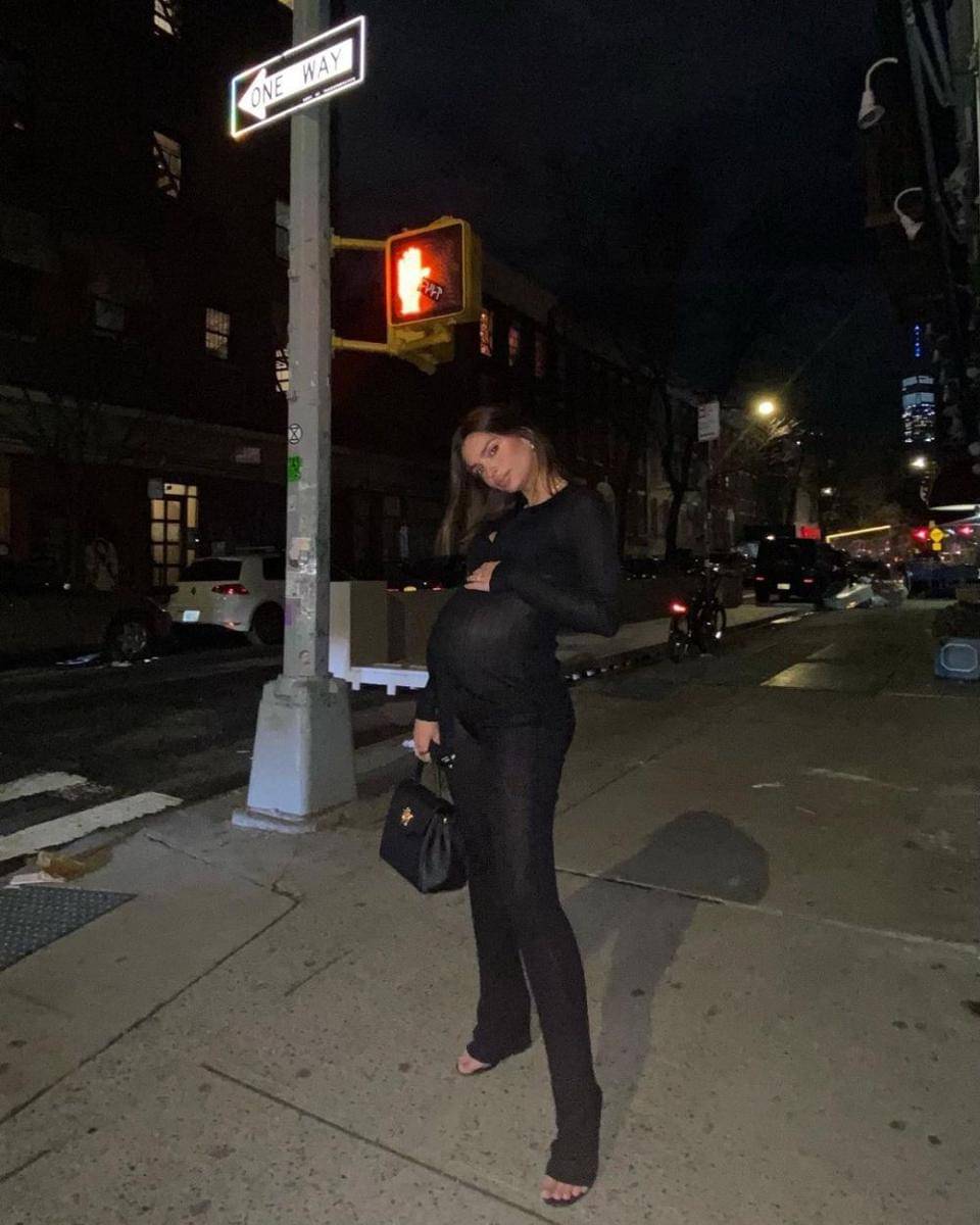 Instagram.com/emrata