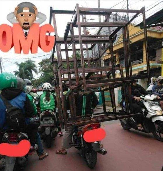 barang terkocak yang dikirim pakai ojol (instagram.com/lambeonlen)