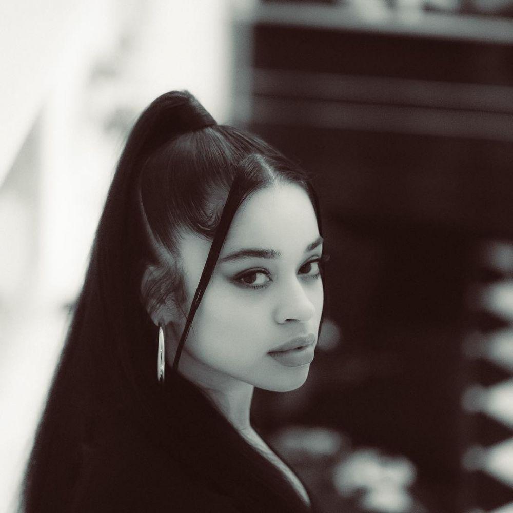 instagram.com/ellamai