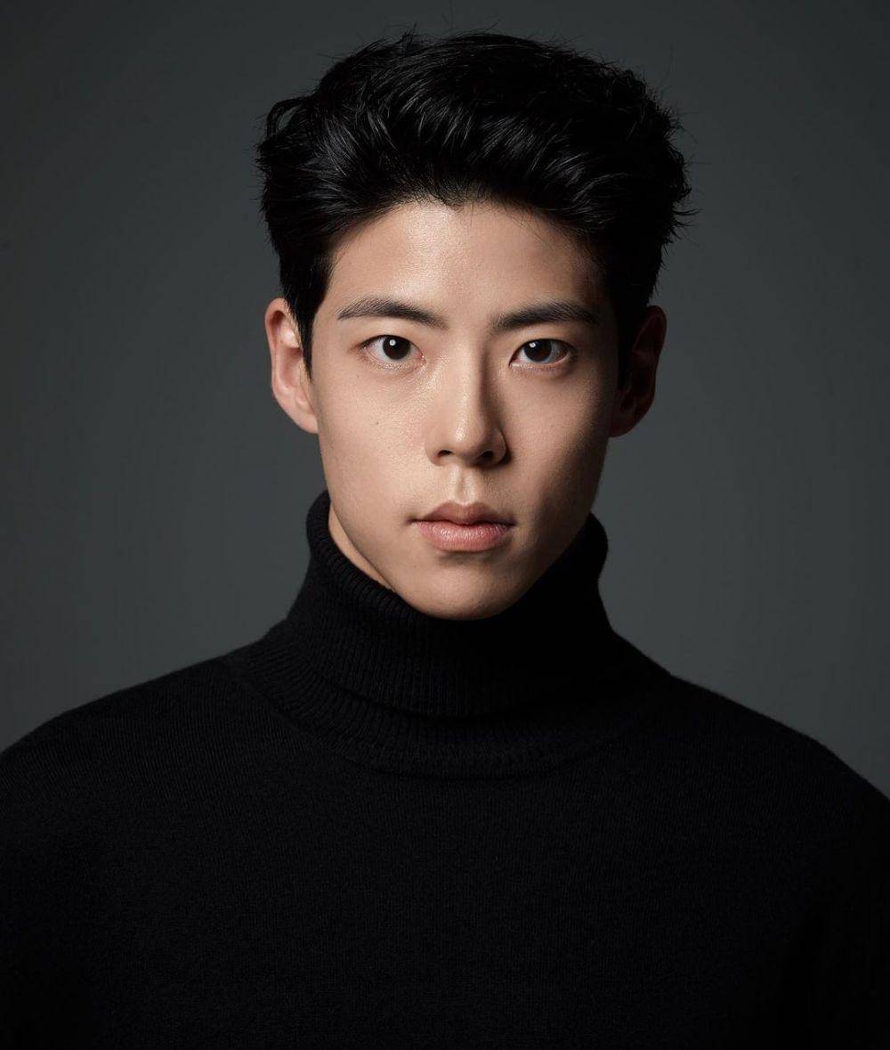 Instagram.com/ament_official