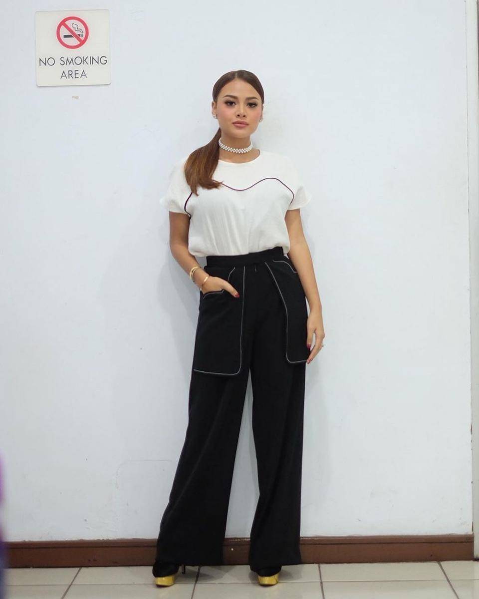 Instagram.com/aurelie.hermansyah