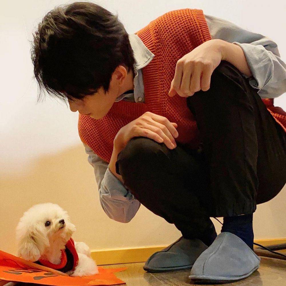 instagram.com/zhuzanjin