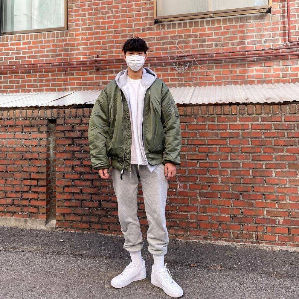 instagram.com/leemjs