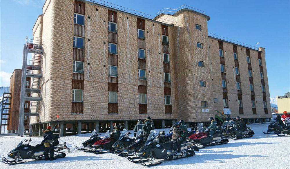 en.visitsvalbard.com