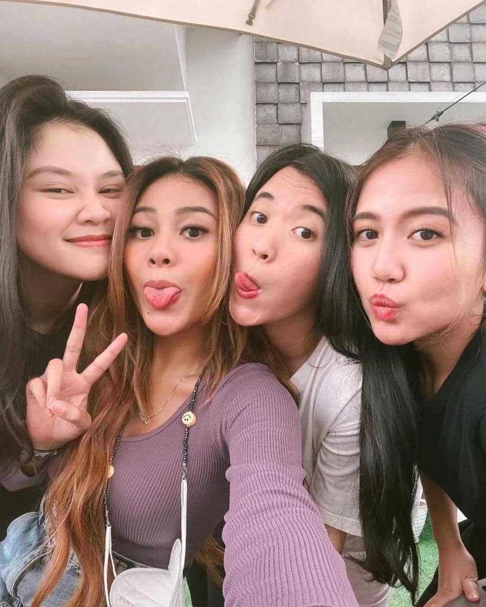 instagram.com/aurelie.hermansyah