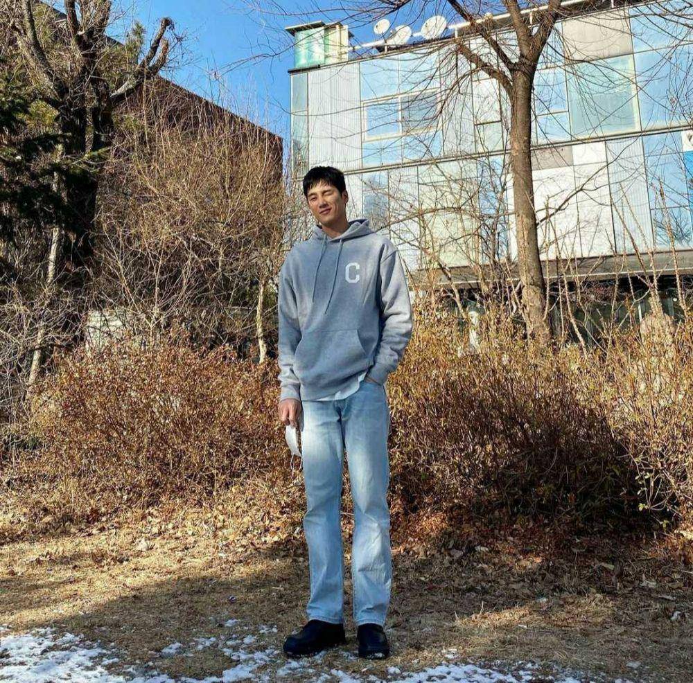Instagram.com/bohyunahn
