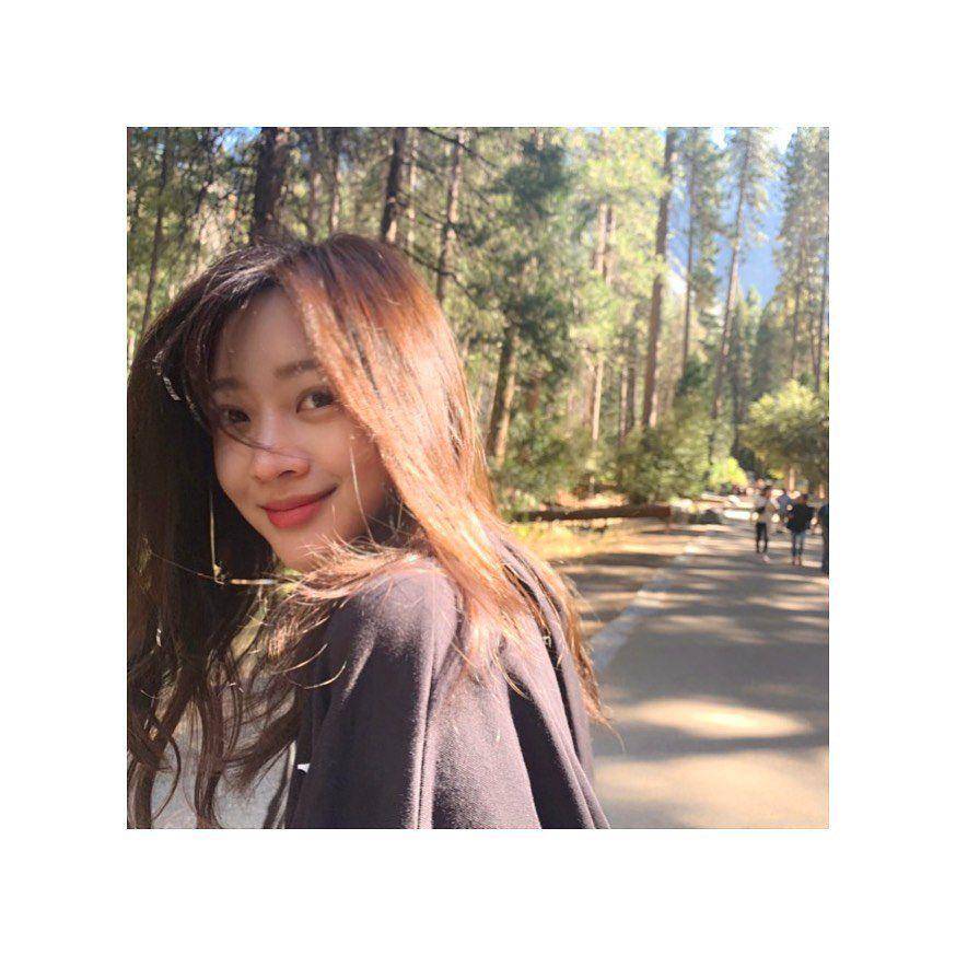 instagram.com/xxadora